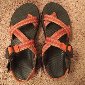 Chacos Size 8 - Red & Orange Aztec Pattern